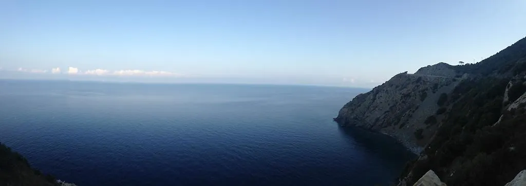 Un Salto Nel Blu Villa Chiessi Holiday home