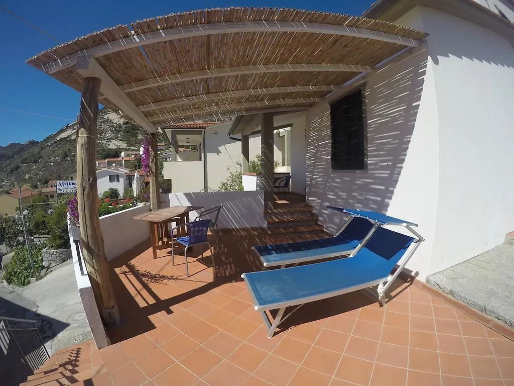 Un Salto Nel Blu Villa Chiessi Italy