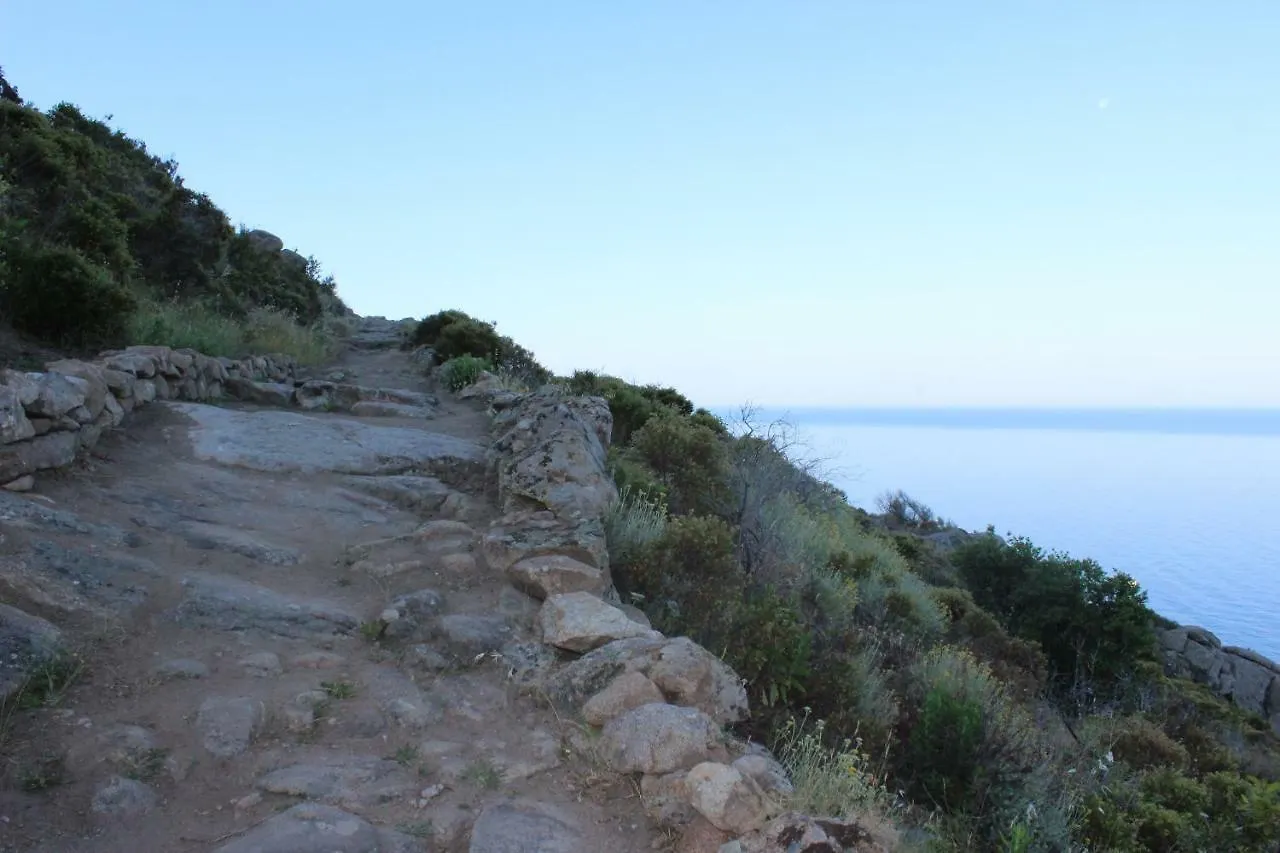 Holiday home Un Salto Nel Blu Villa Chiessi